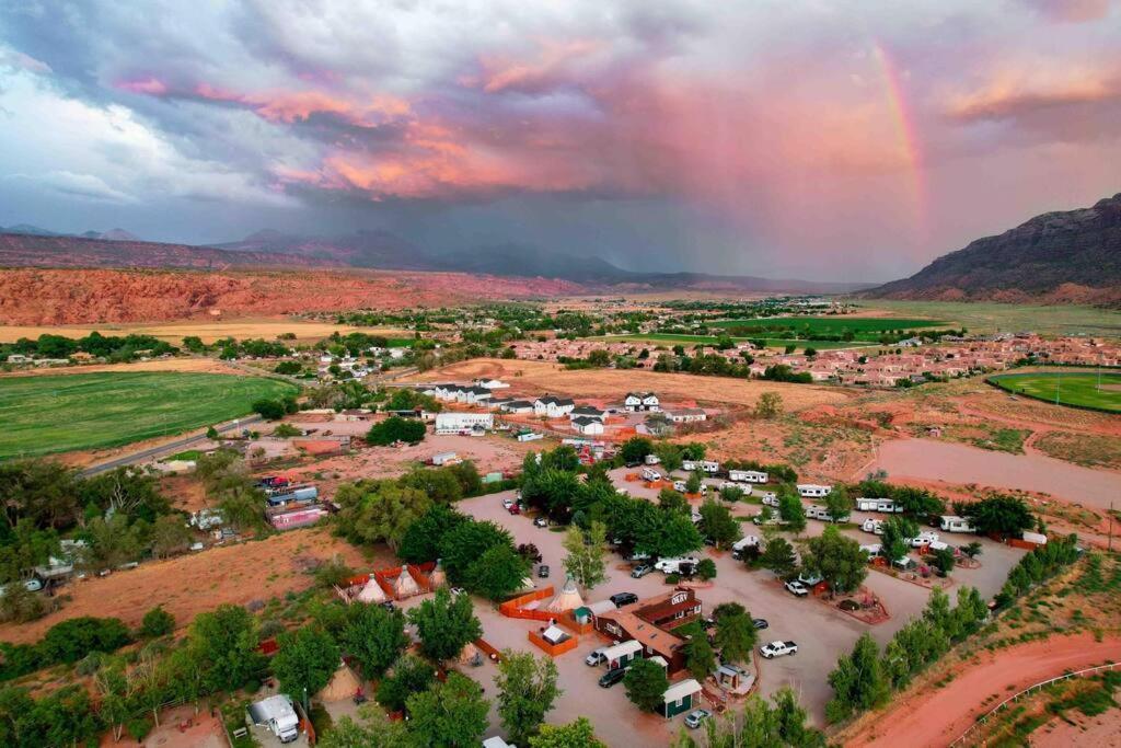 Вилла Desert Glamping Getaway Near Moab Arches Np Экстерьер фото